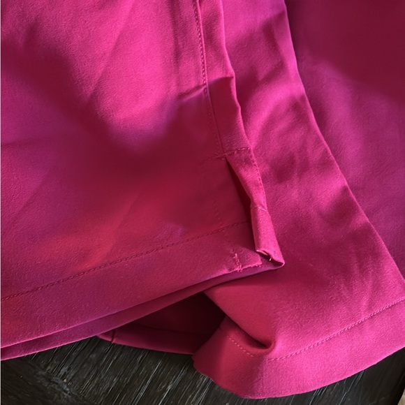 Vibrant Pink Scrub set with Pocket - Picture 2 of 3